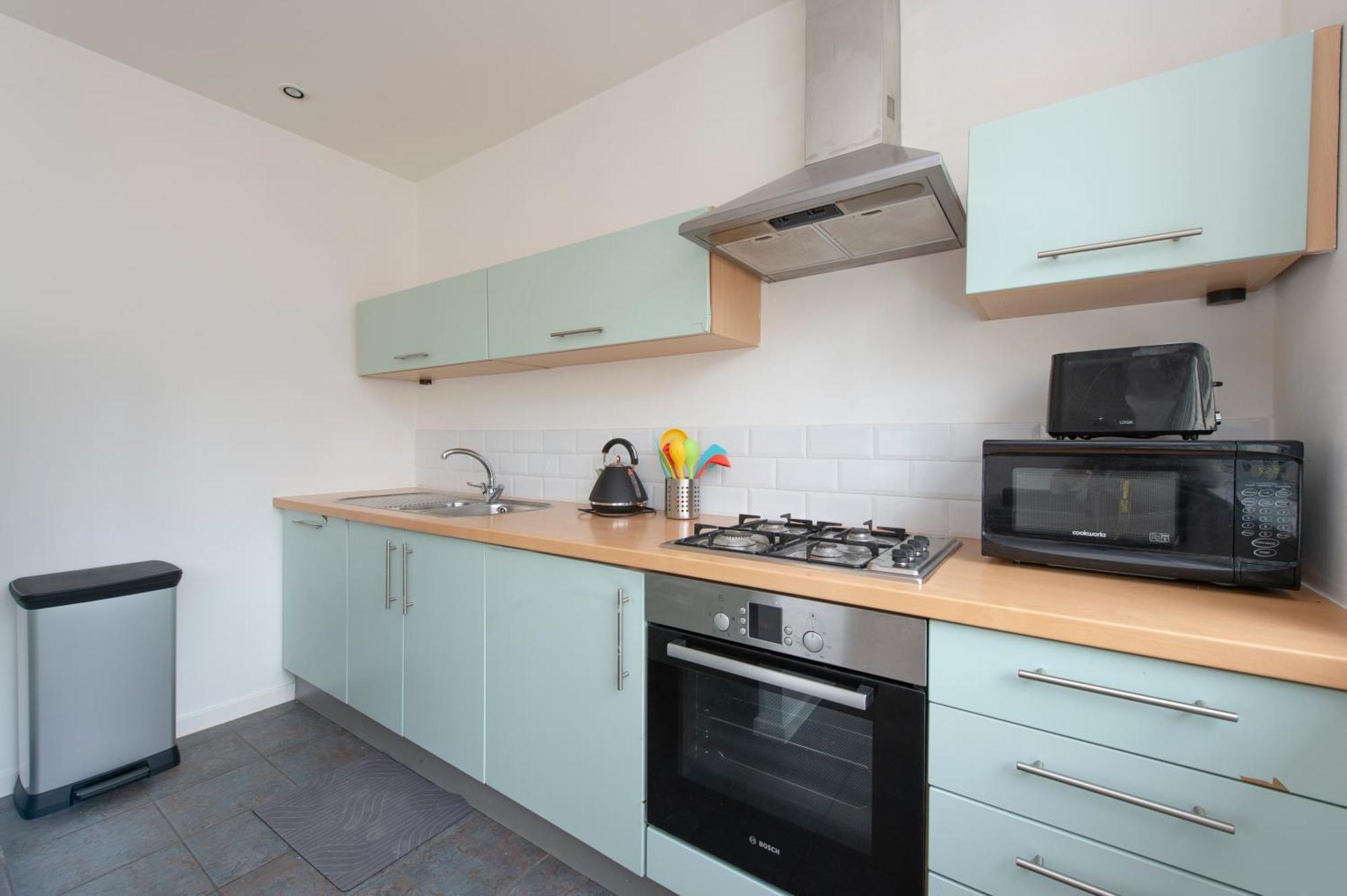 Modern Luxury Apartment By Bow Road Station London Exterior foto