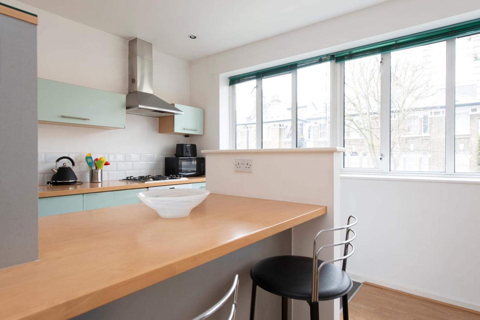 Modern Luxury Apartment By Bow Road Station London Exterior foto